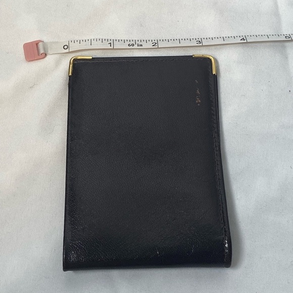 FREE 💗With Purchase💗 Tilley | Men’s bifold wallet - made in canada - Picture 5 of 8